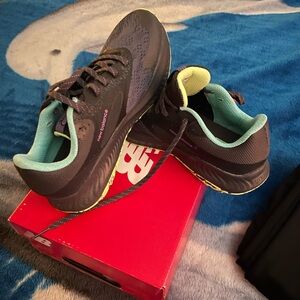 New balance new tennis shoess